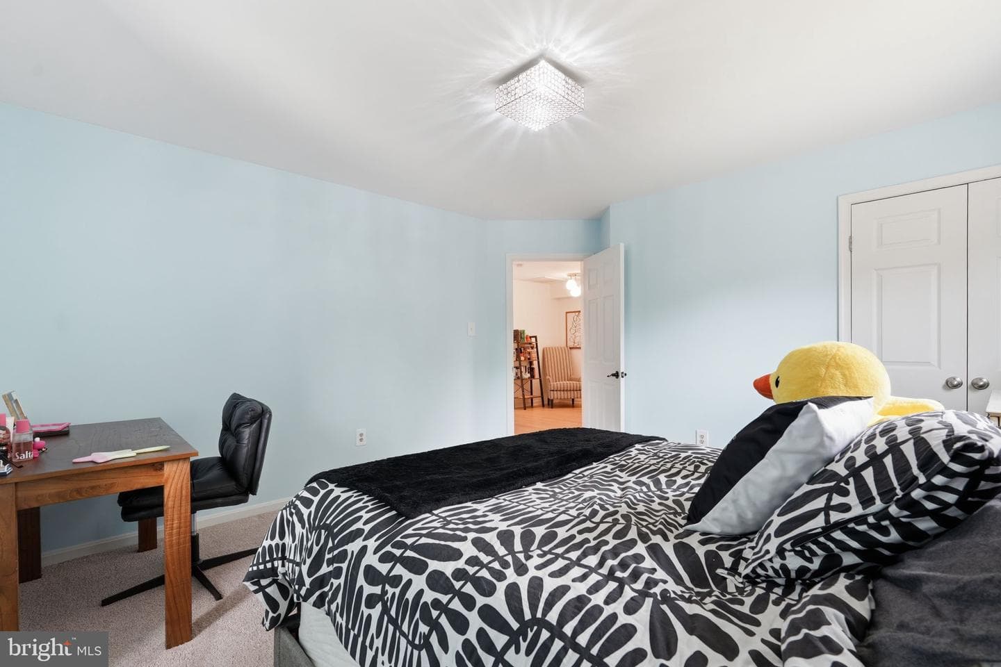 118 Upshire Circle photo 43