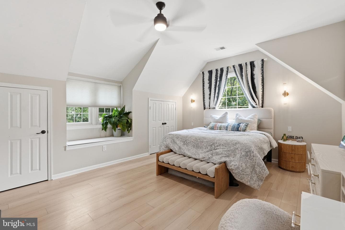 118 Upshire Circle photo 48