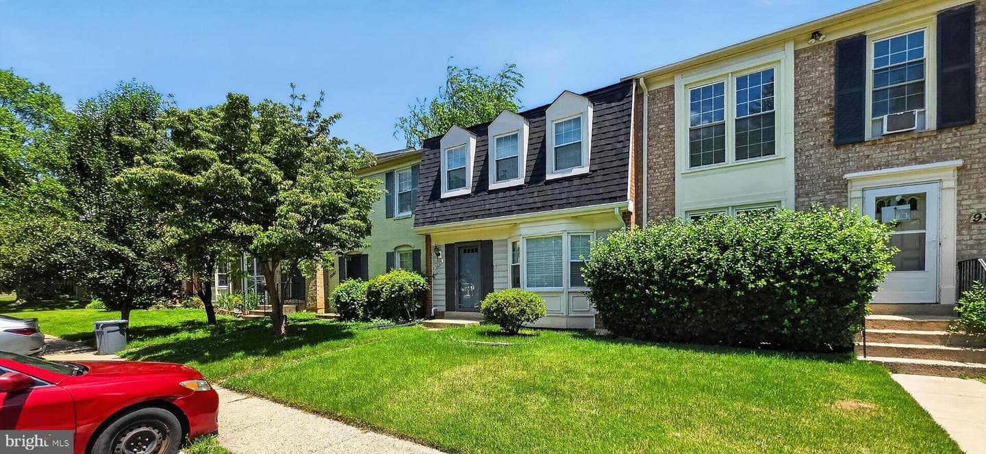 9208 Weathervane Pl photo 3