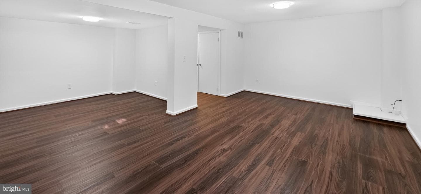 9208 Weathervane Pl photo 36