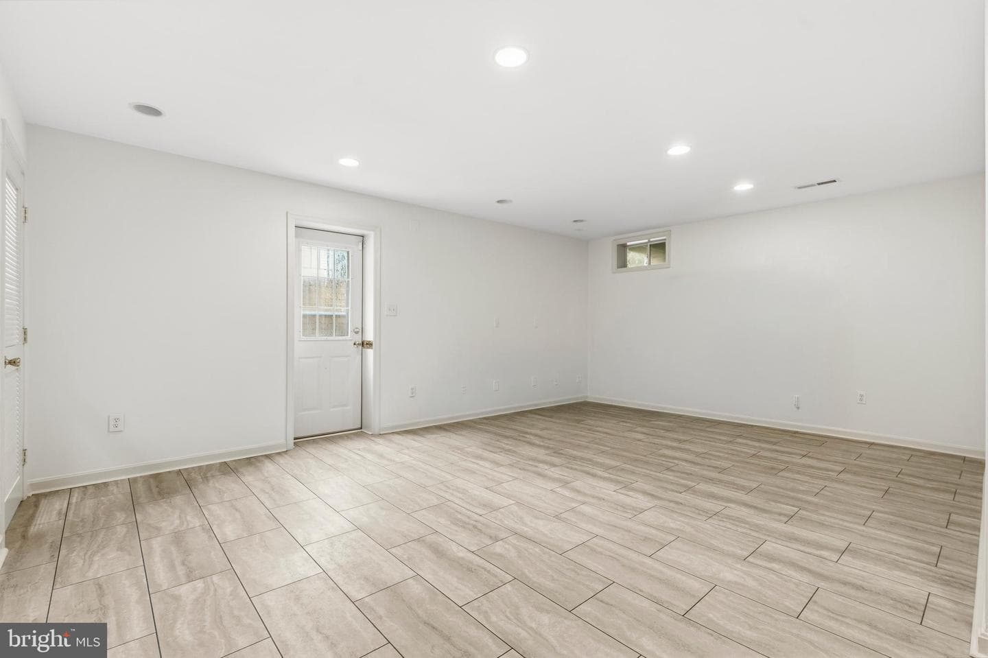 22409 Brook Point Way photo 54