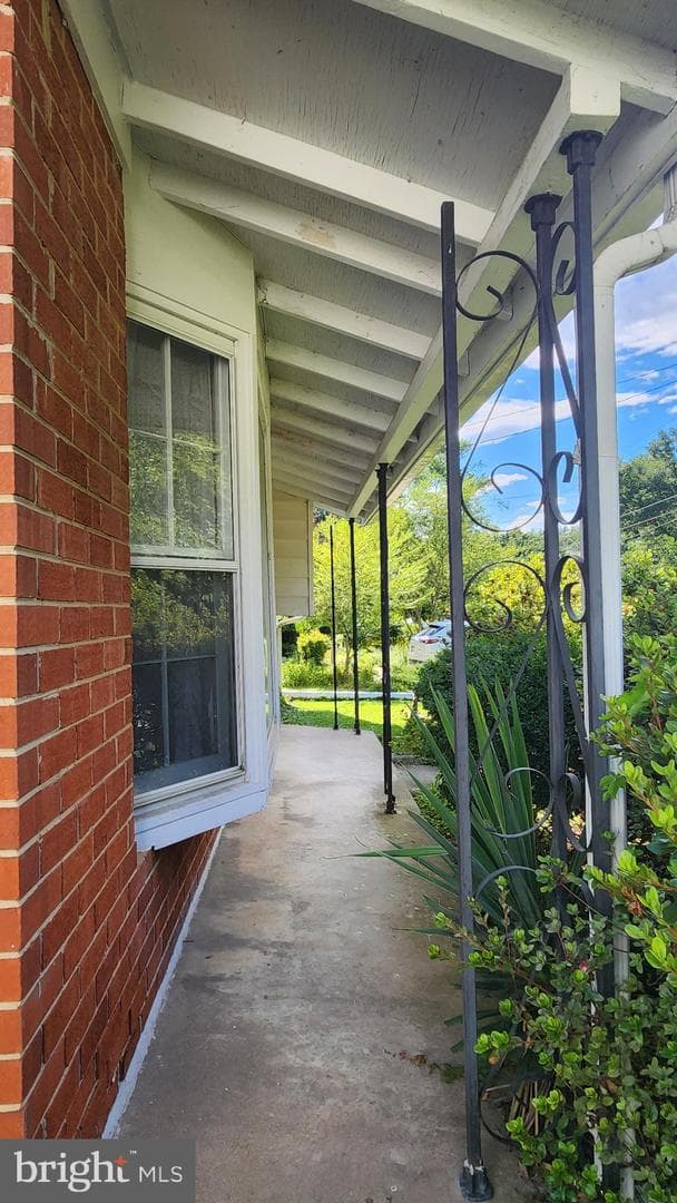 516 Lynch Street photo 11