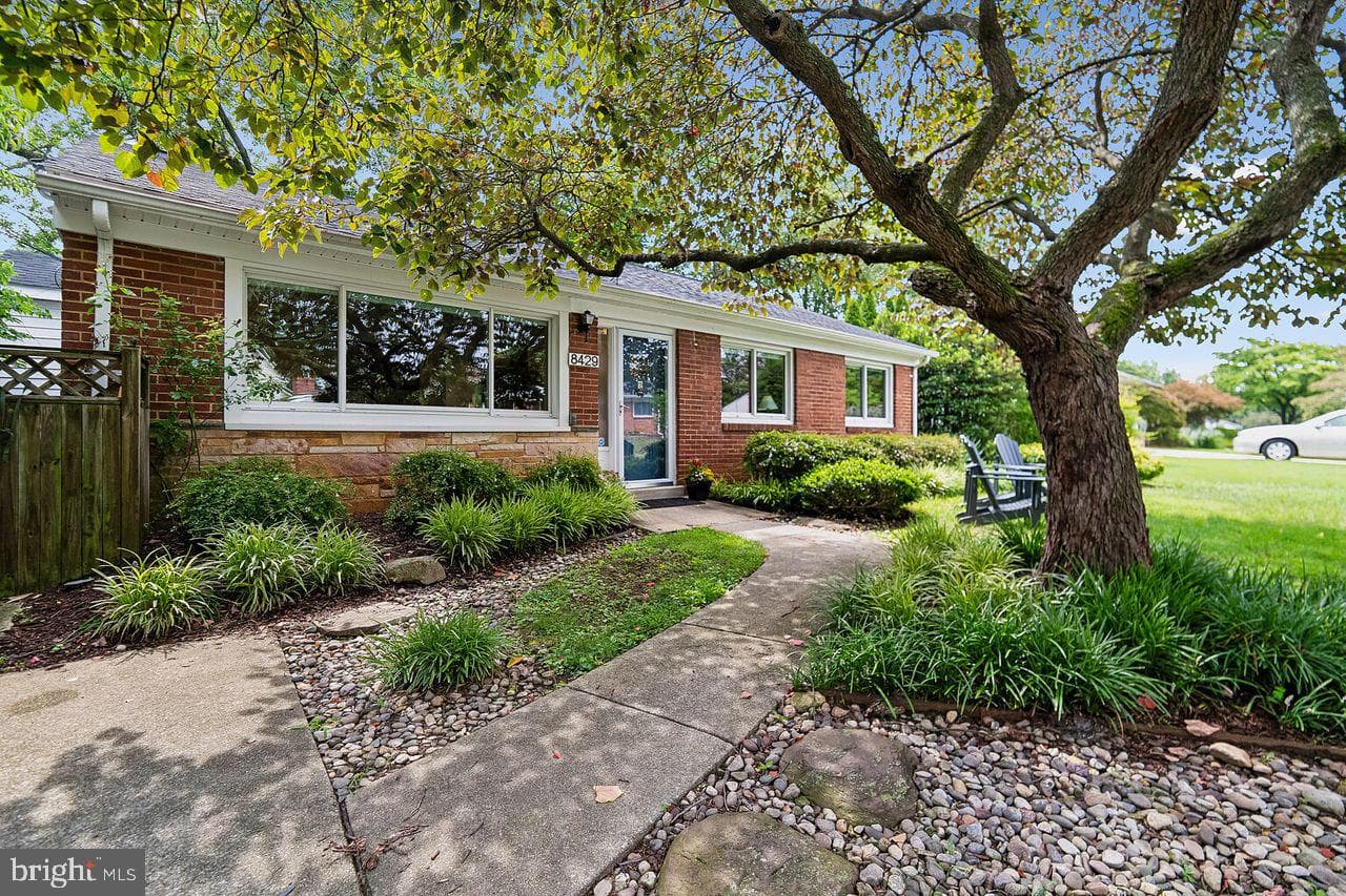 8429 Farrell Drive, Chevy Chase