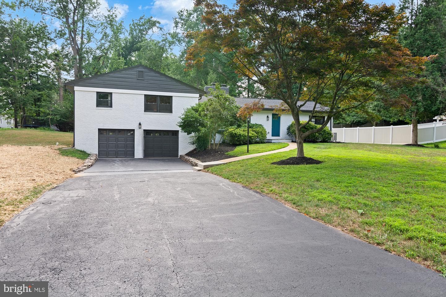 14200 Dav Road photo 3