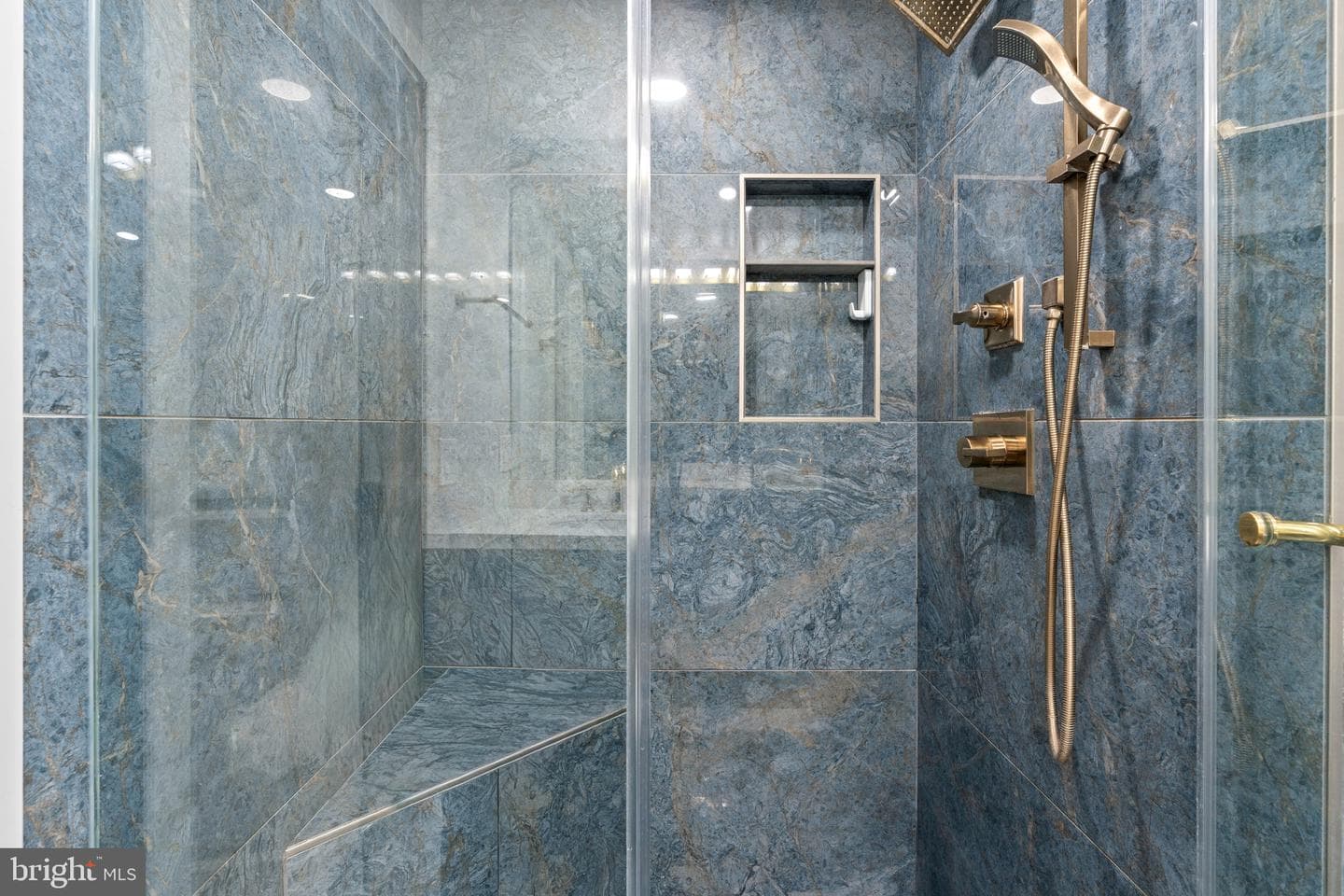 10904 Gainsborough Road photo 30