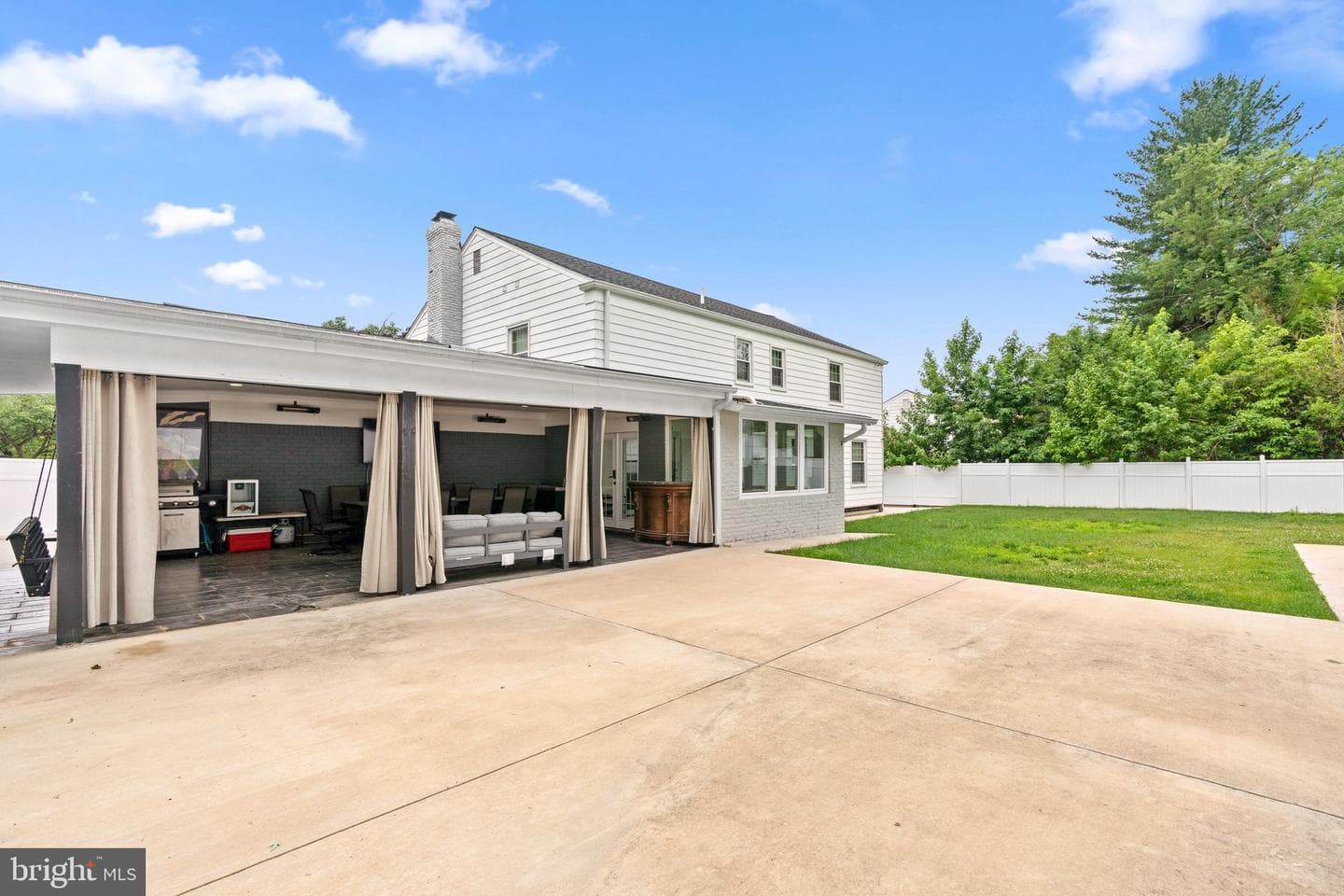 10904 Gainsborough Road photo 47