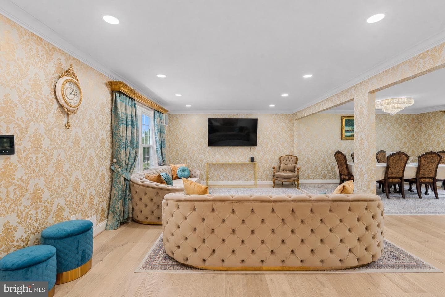 10904 Gainsborough Road photo 6
