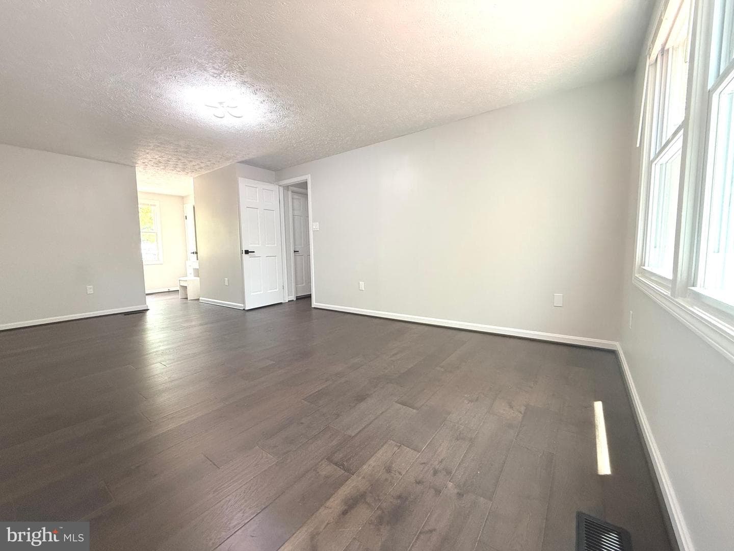 20345 Watkins Meadow Drive photo 13