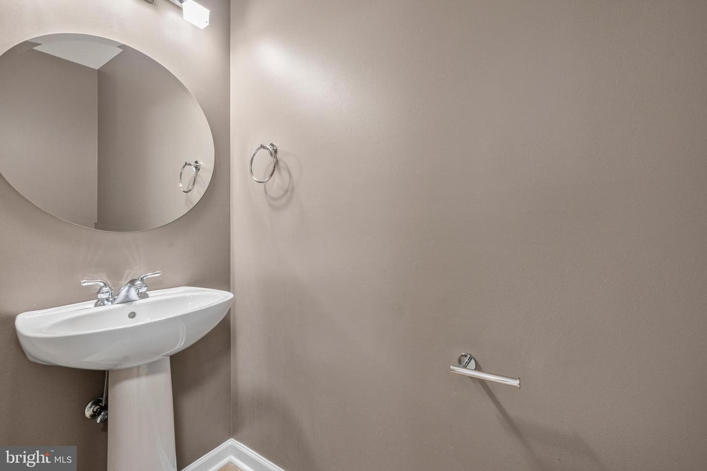 9756 Athletic Way photo 25