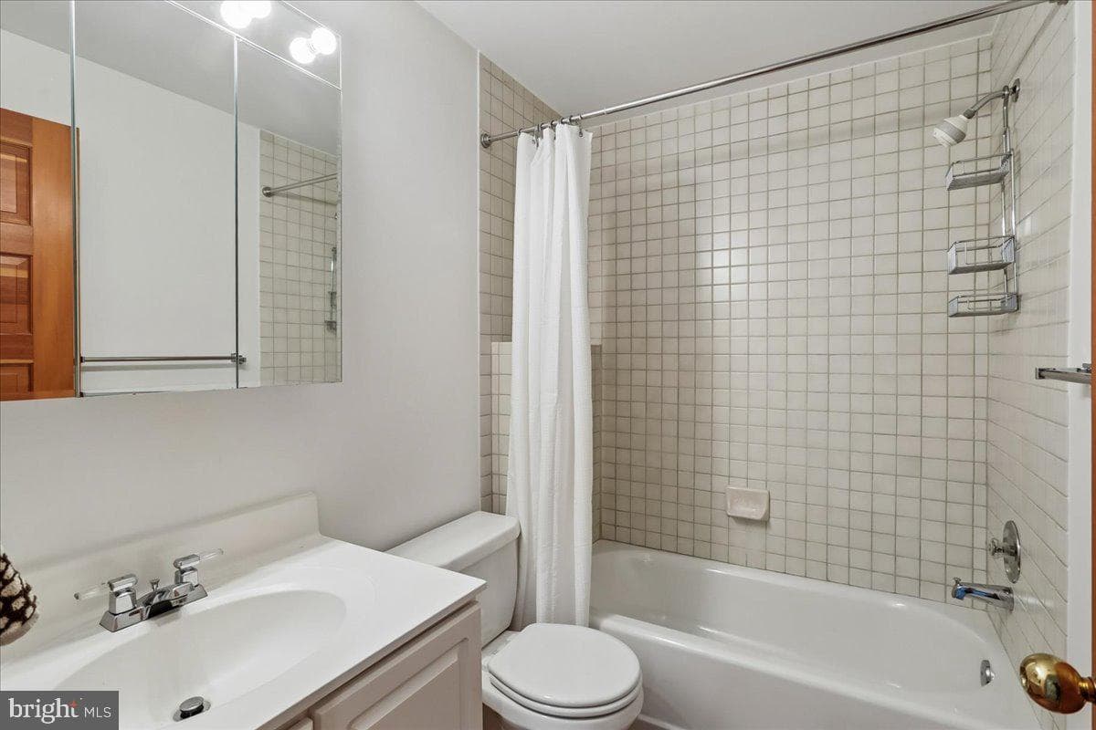 3701 Shepherd Street photo 48