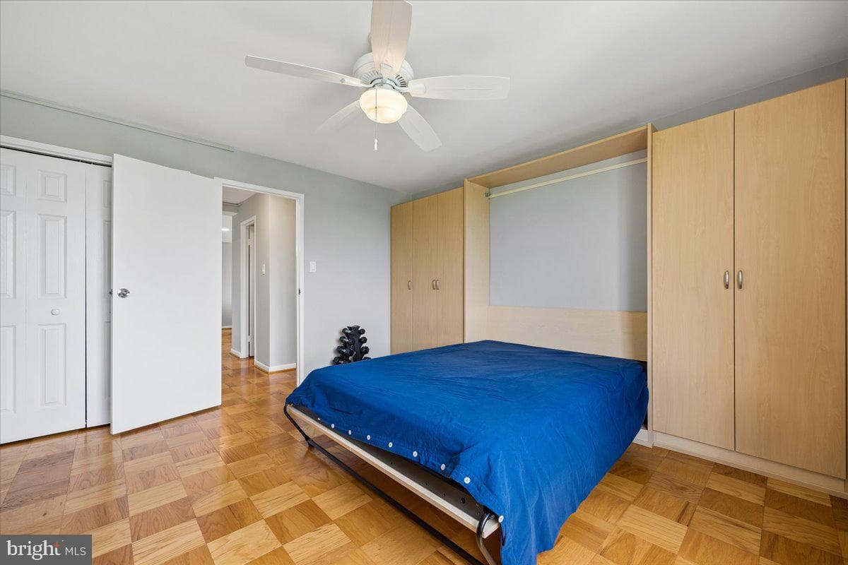 10201 Grosvenor Place #1009 photo 29