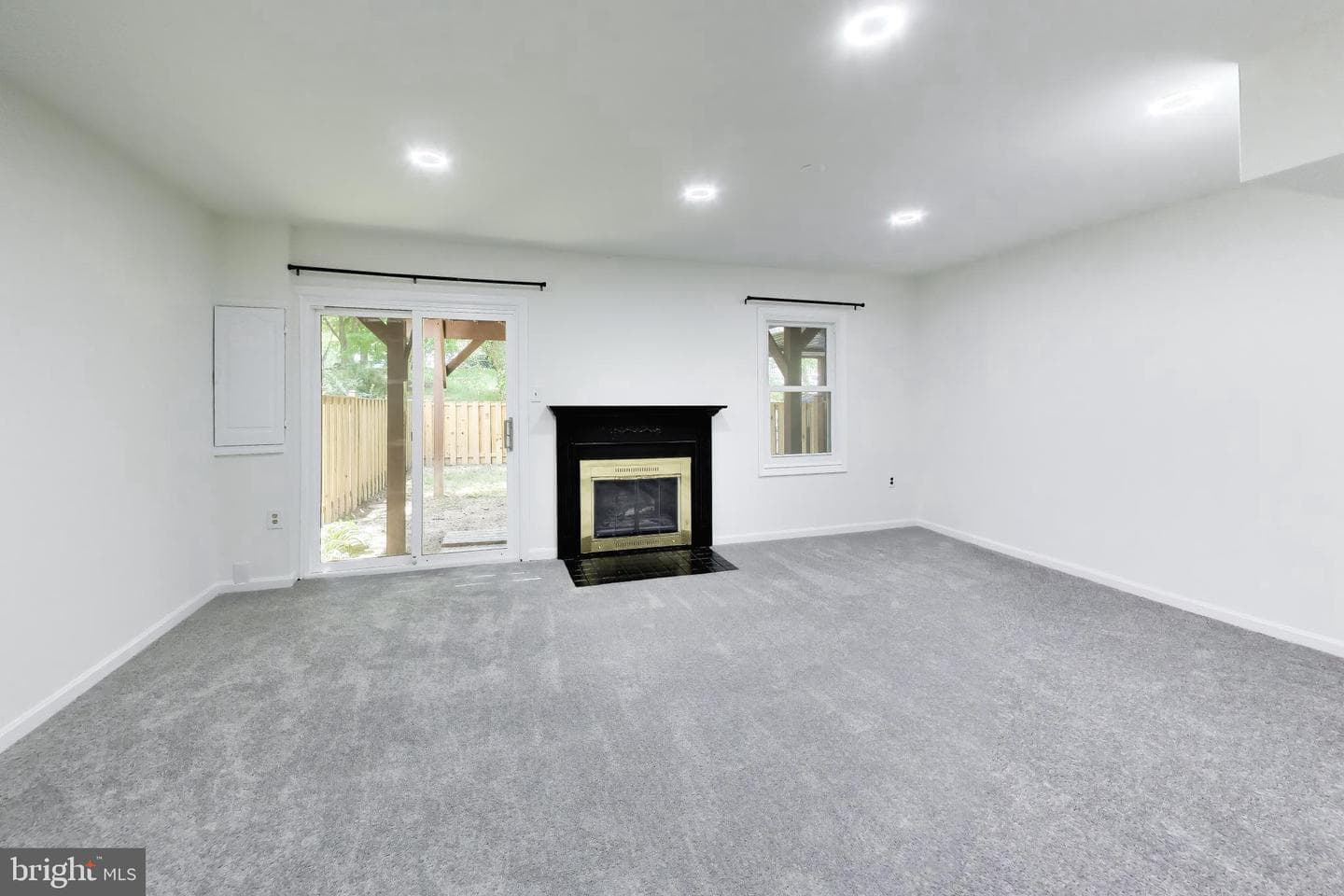 835 Flagler Drive photo 28