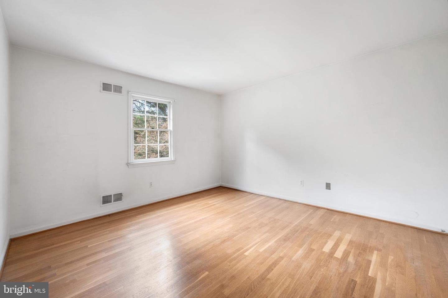 10253 Gainsborough photo 33