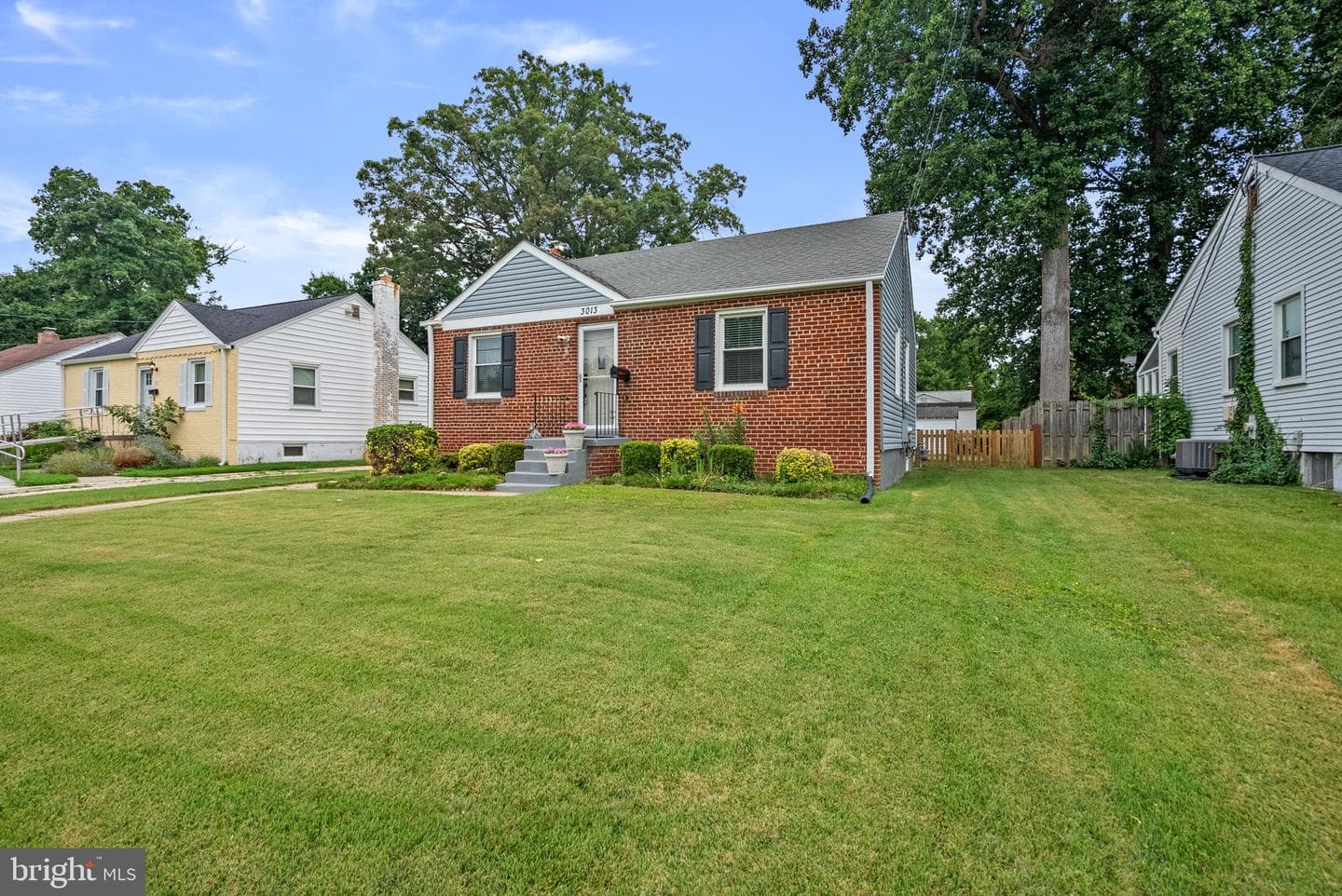 3013 Medway Street photo 3