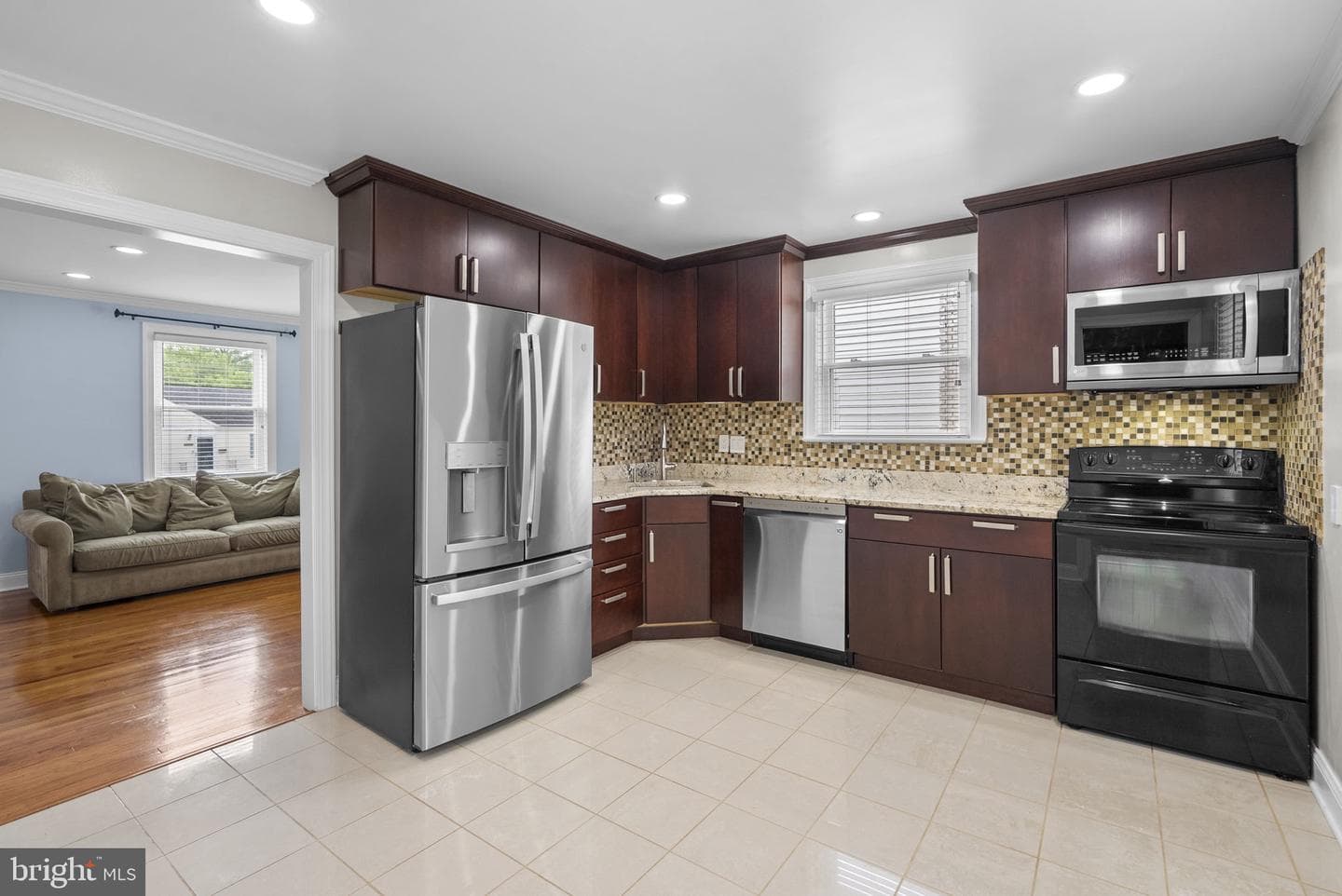 3013 Medway Street photo 4