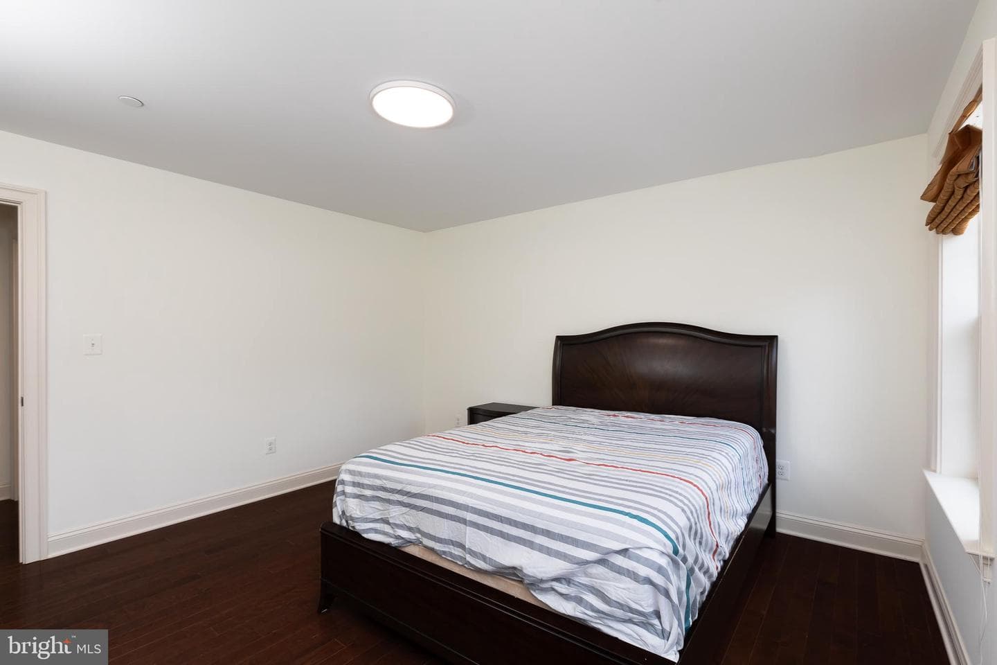 215 N Van Buren Street photo 118