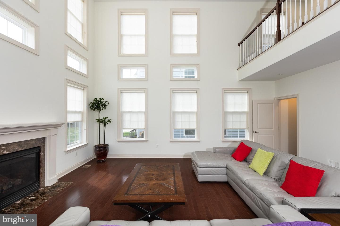 215 N Van Buren Street photo 74