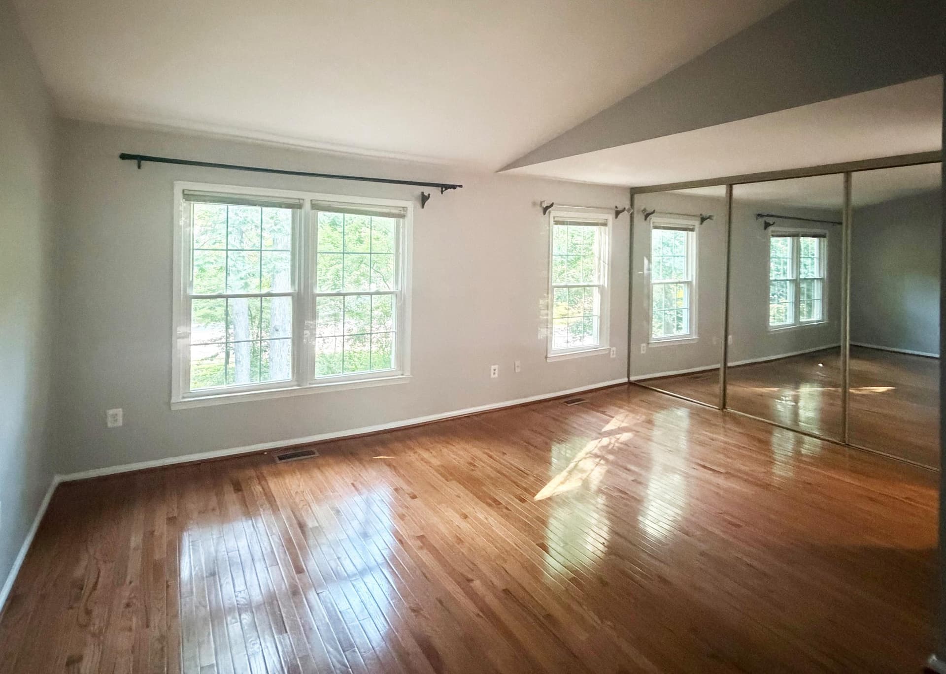 1103 Wildpark Avenue photo 16