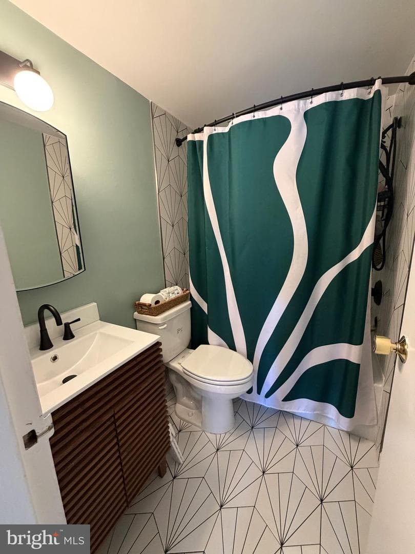 7611 Maple Avenue #503 photo 21