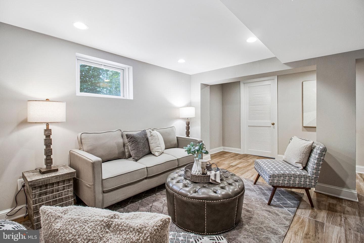 5310 Mckinley Street photo 28