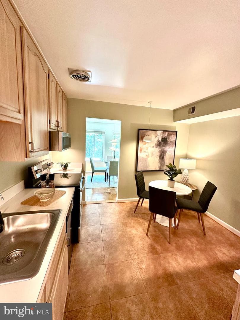 5809 Edson Lane #103 photo 5