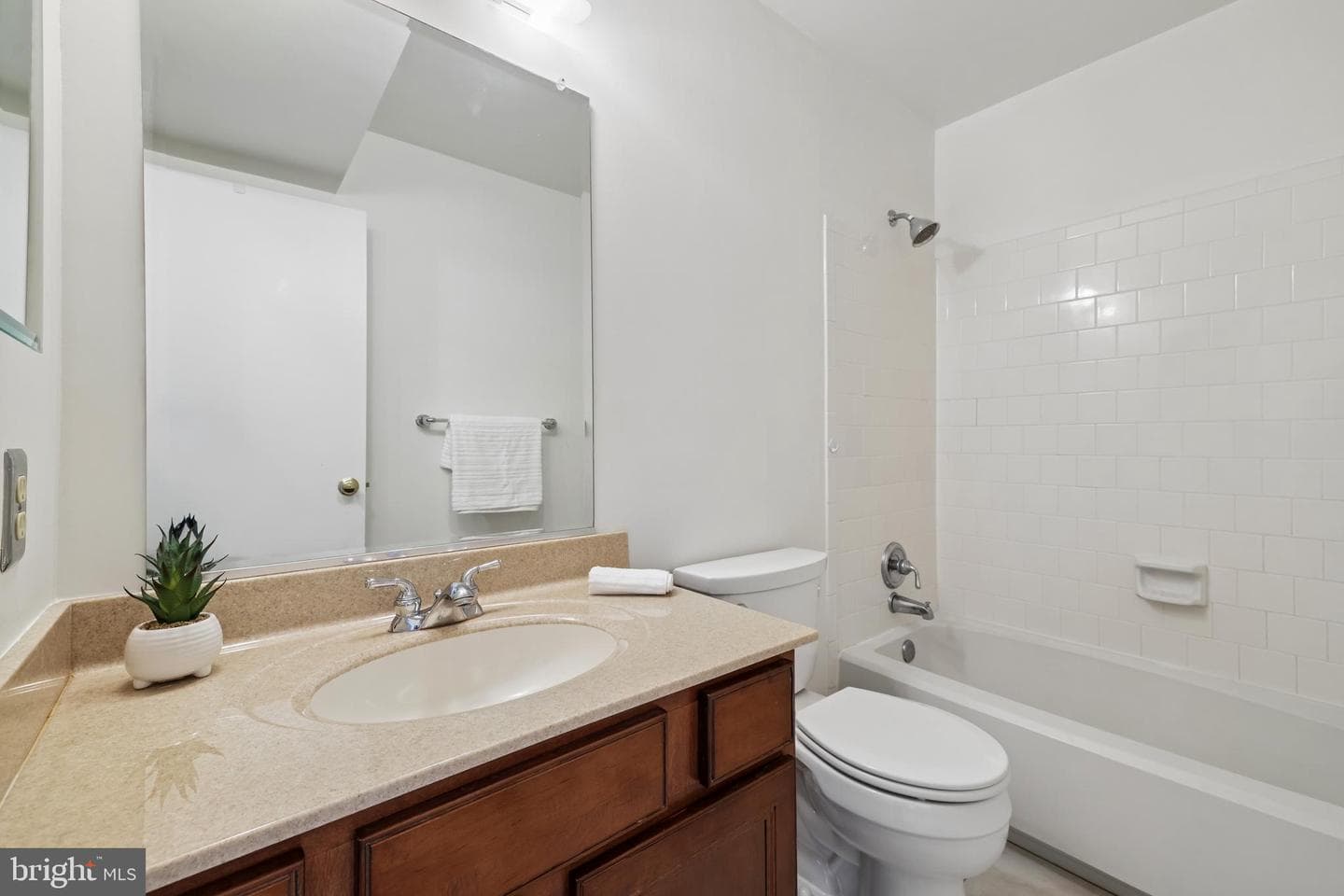 20241 Shipley Terrace #4-B-30 photo 14