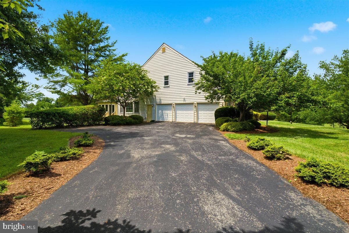 26 Grey Pebble Court photo 12