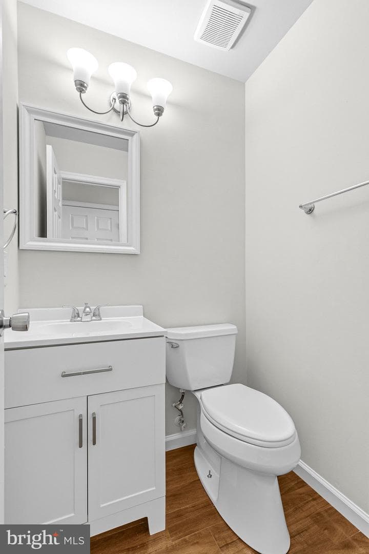 11404 Applegrath Way photo 16