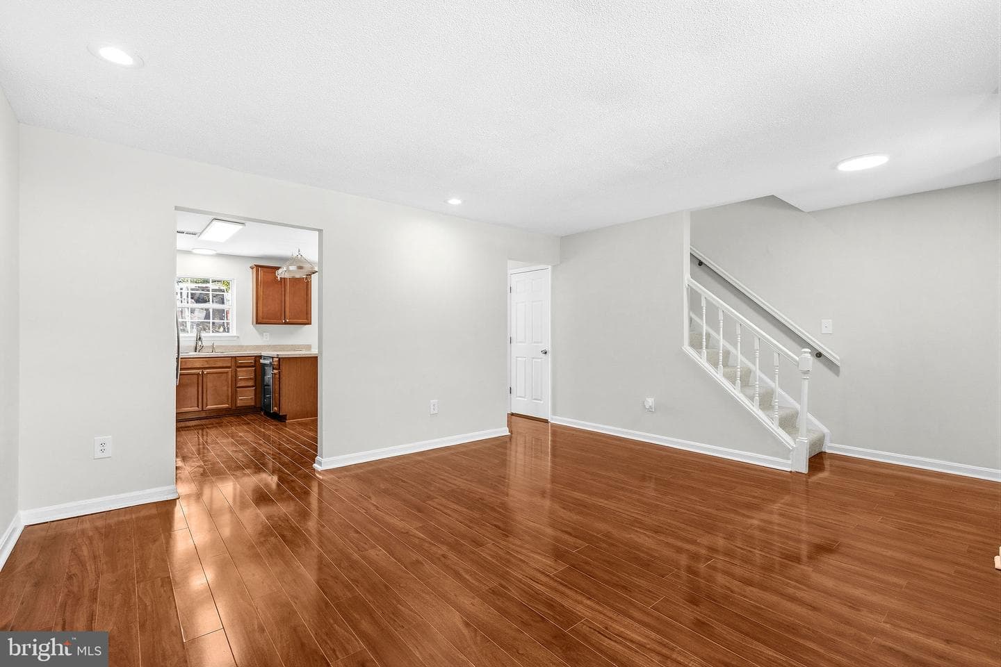 11404 Applegrath Way photo 6