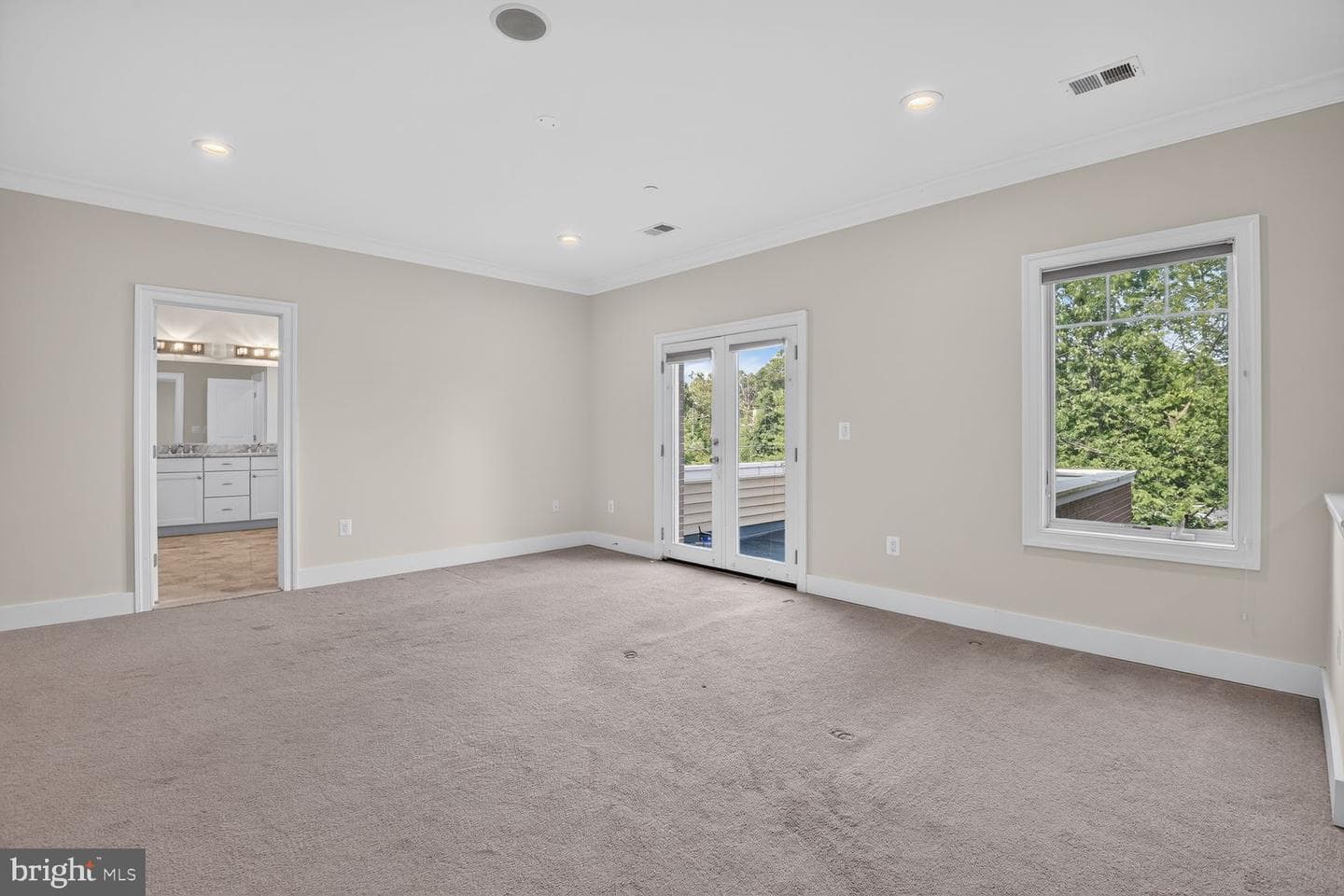 13828 Travilah Road photo 45