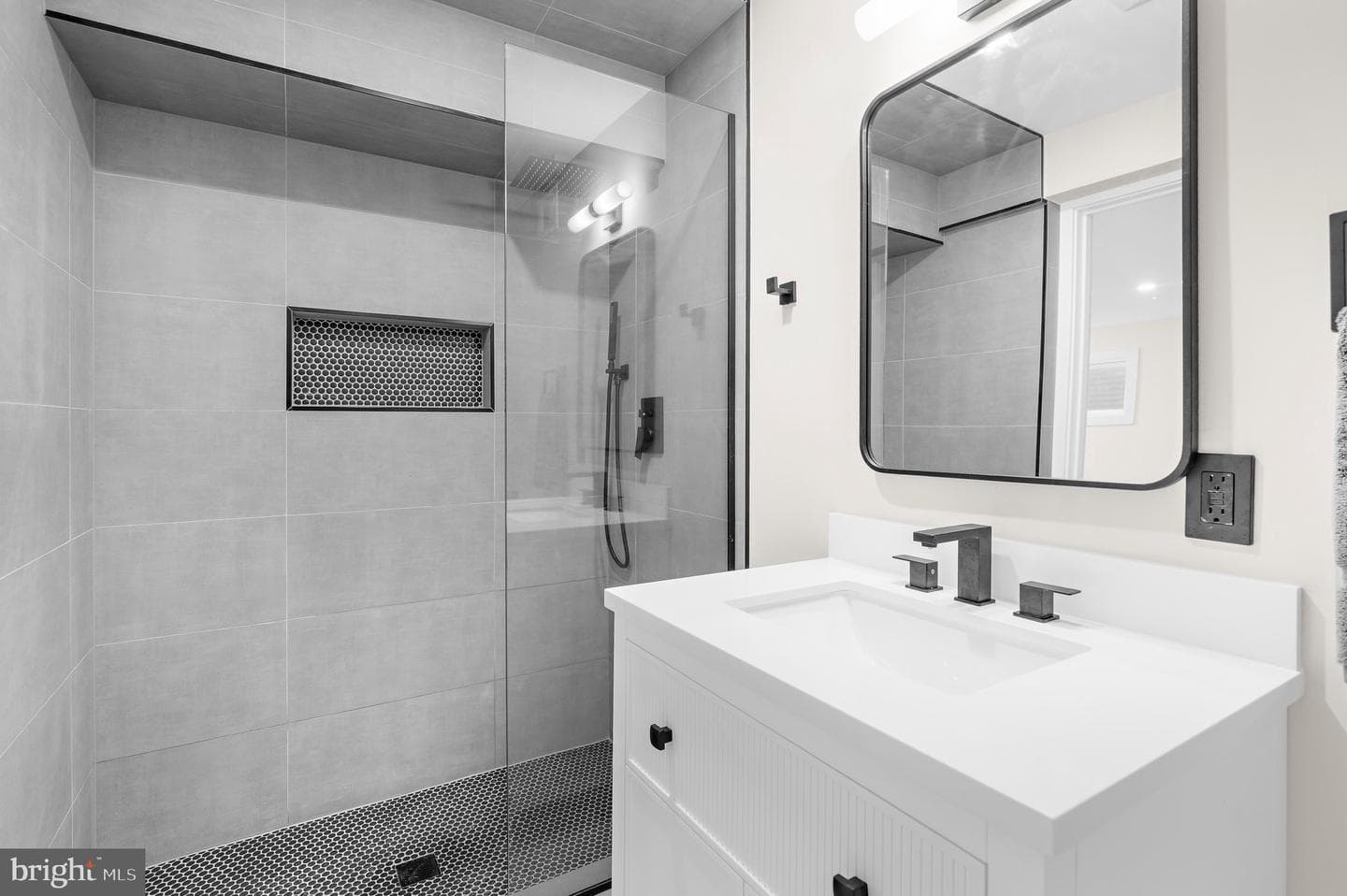 5708 Annamarie Court photo 37
