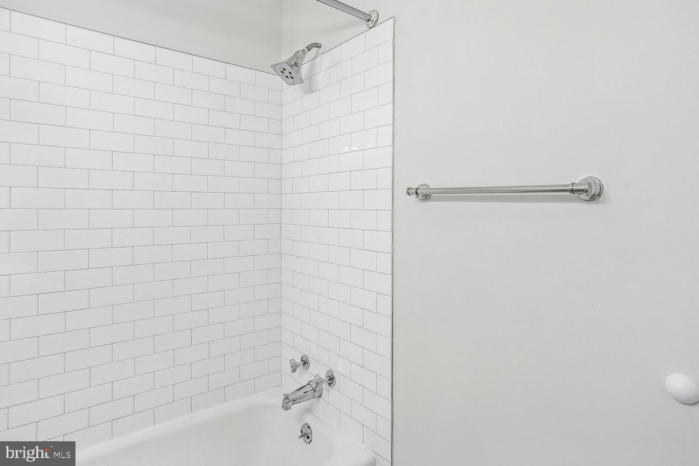 10507 Weymouth Street #W-2 photo 33