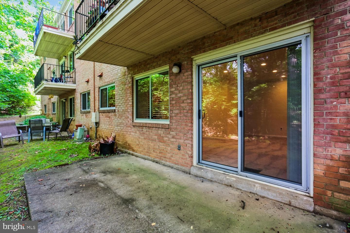 10507 Weymouth Street #W-2 photo 34