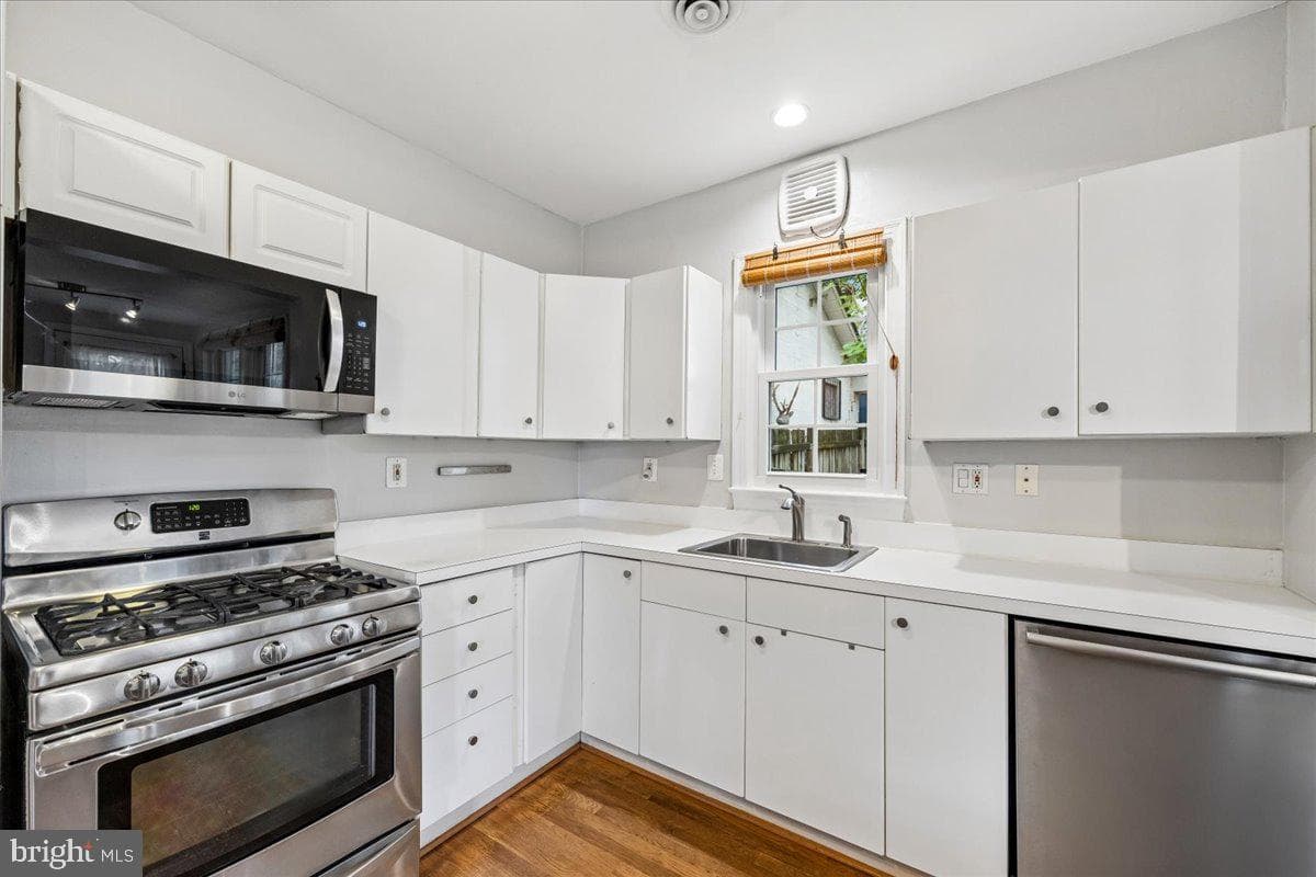 6404 5th Avenue photo 21