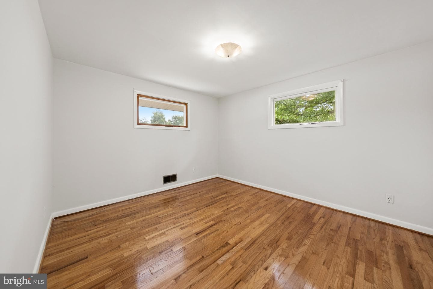 4501 Renn Street photo 15