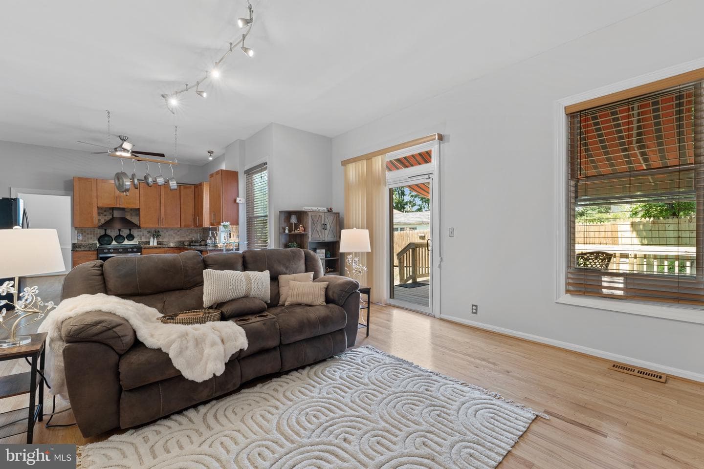 11906 Claridge Road photo 10
