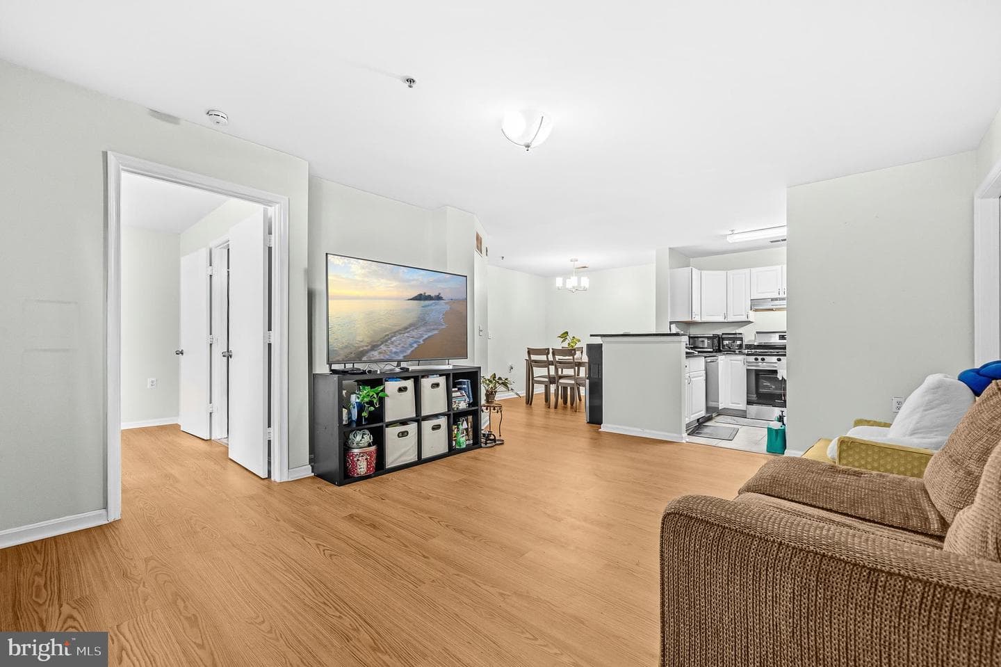 13306 Kilmarnock Way #3-L photo 6