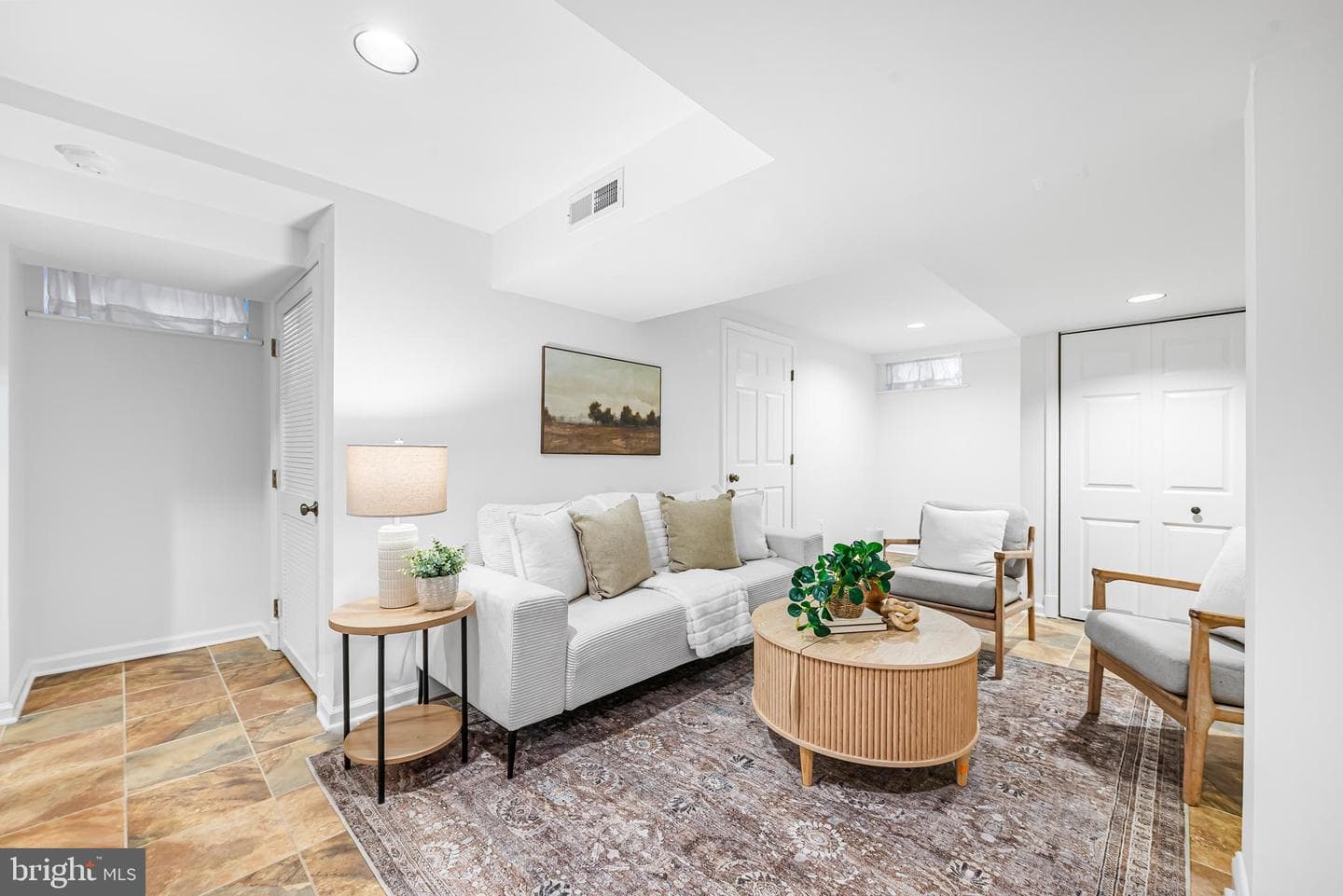 8009 Barron Street photo 21