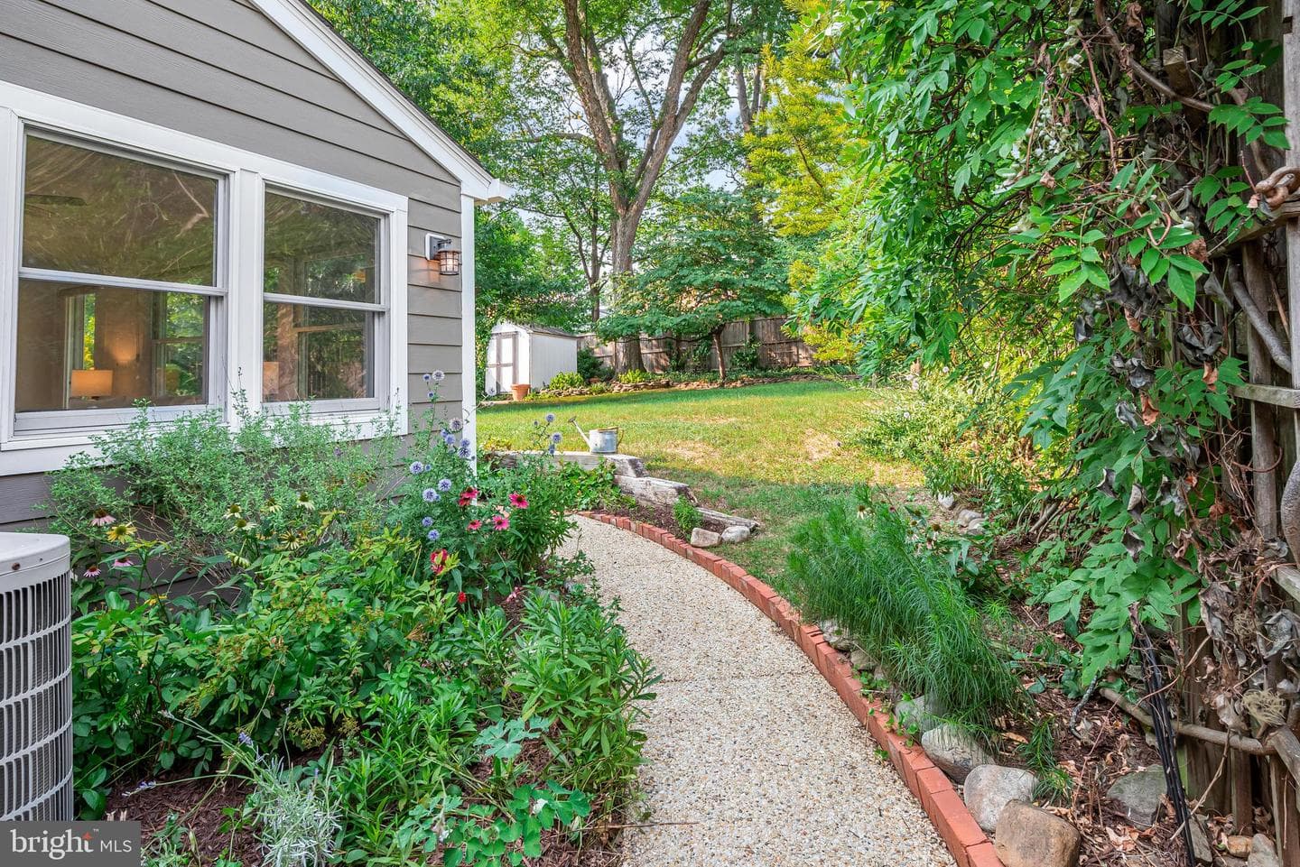8009 Barron Street photo 28