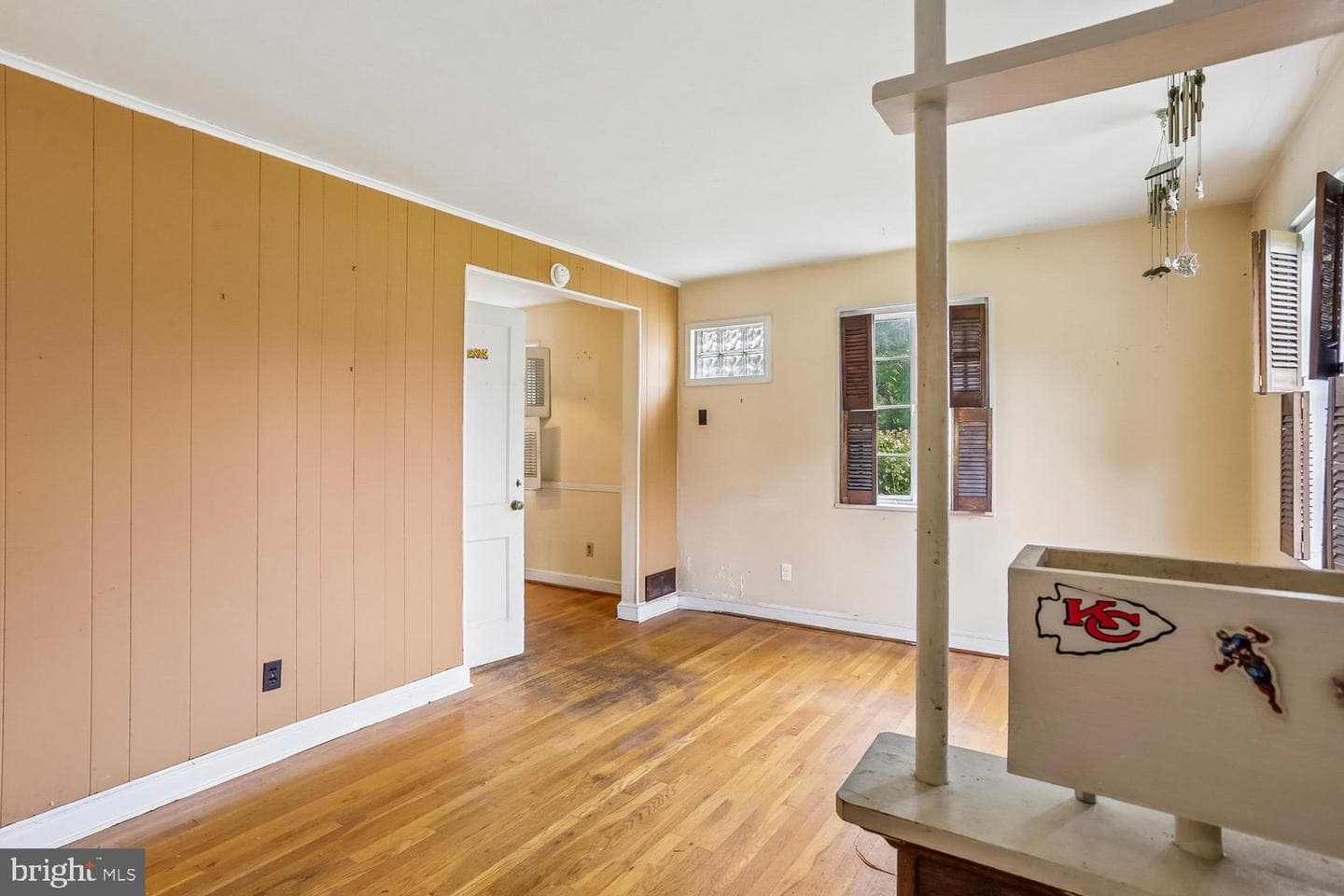 10411 Ewell Avenue photo 4