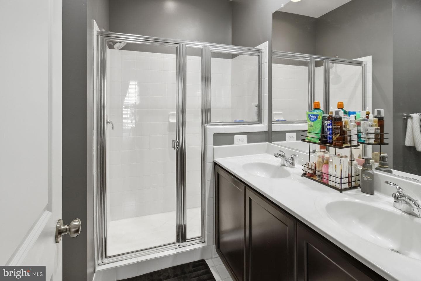 120 Prado #2301 photo 17