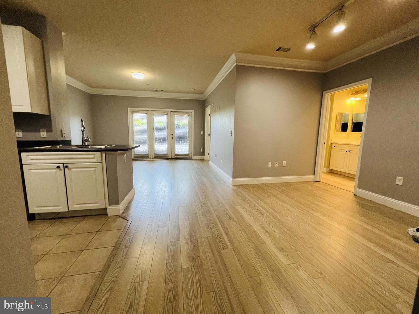 501 Hungerford Drive #p85 photo 8