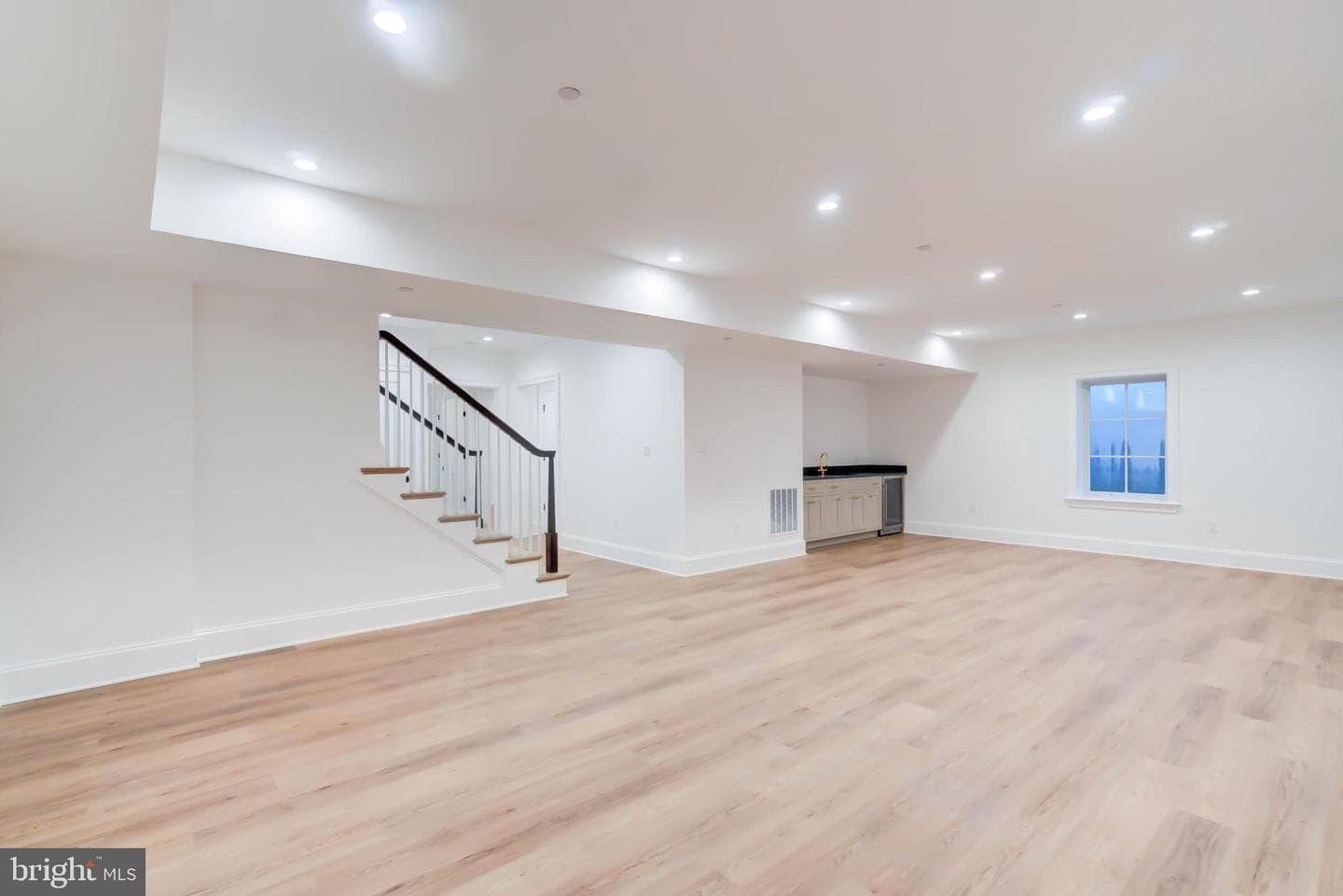 4422 Walsh Street photo 63