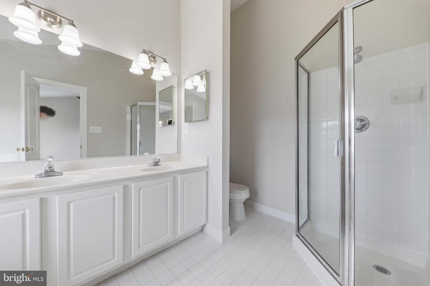 152 Mill Green Avenue #200 photo 33