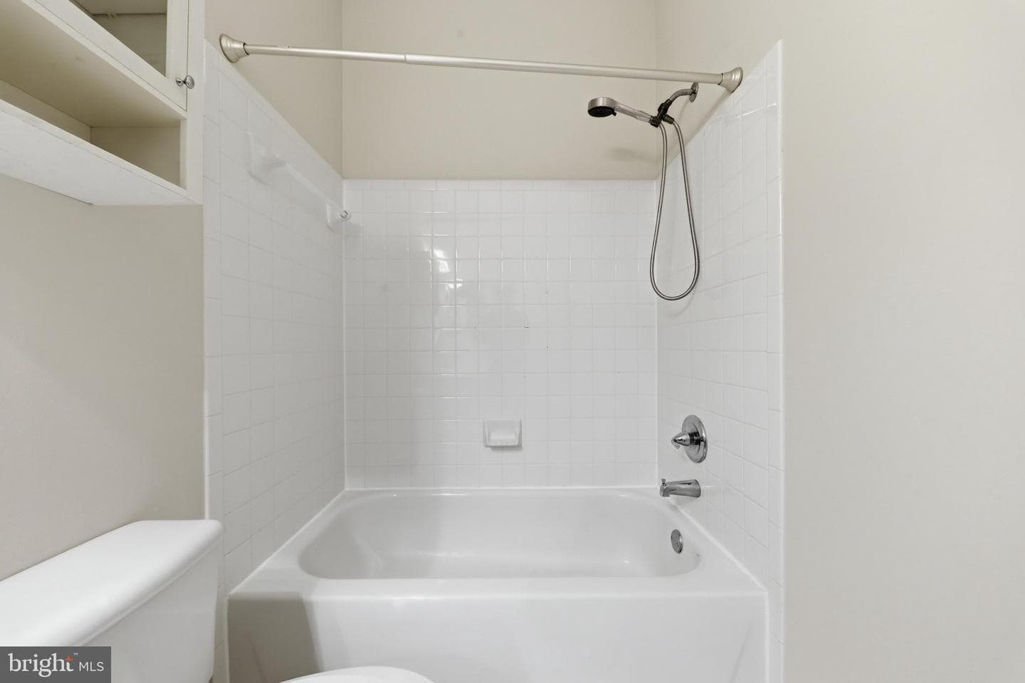 152 Mill Green Avenue #200 photo 43