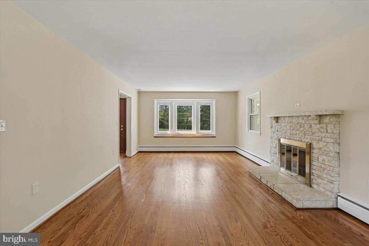 14811 Springfield Road photo 12