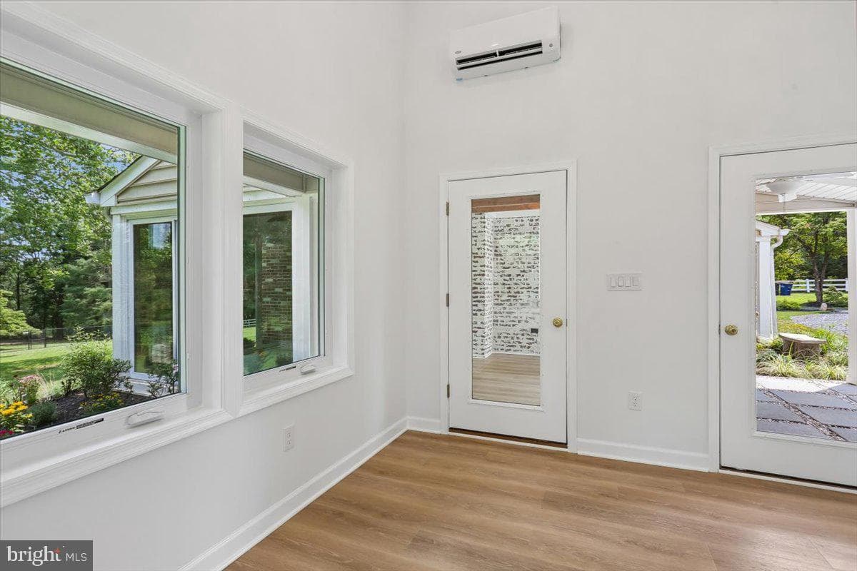 14811 Springfield Road photo 48