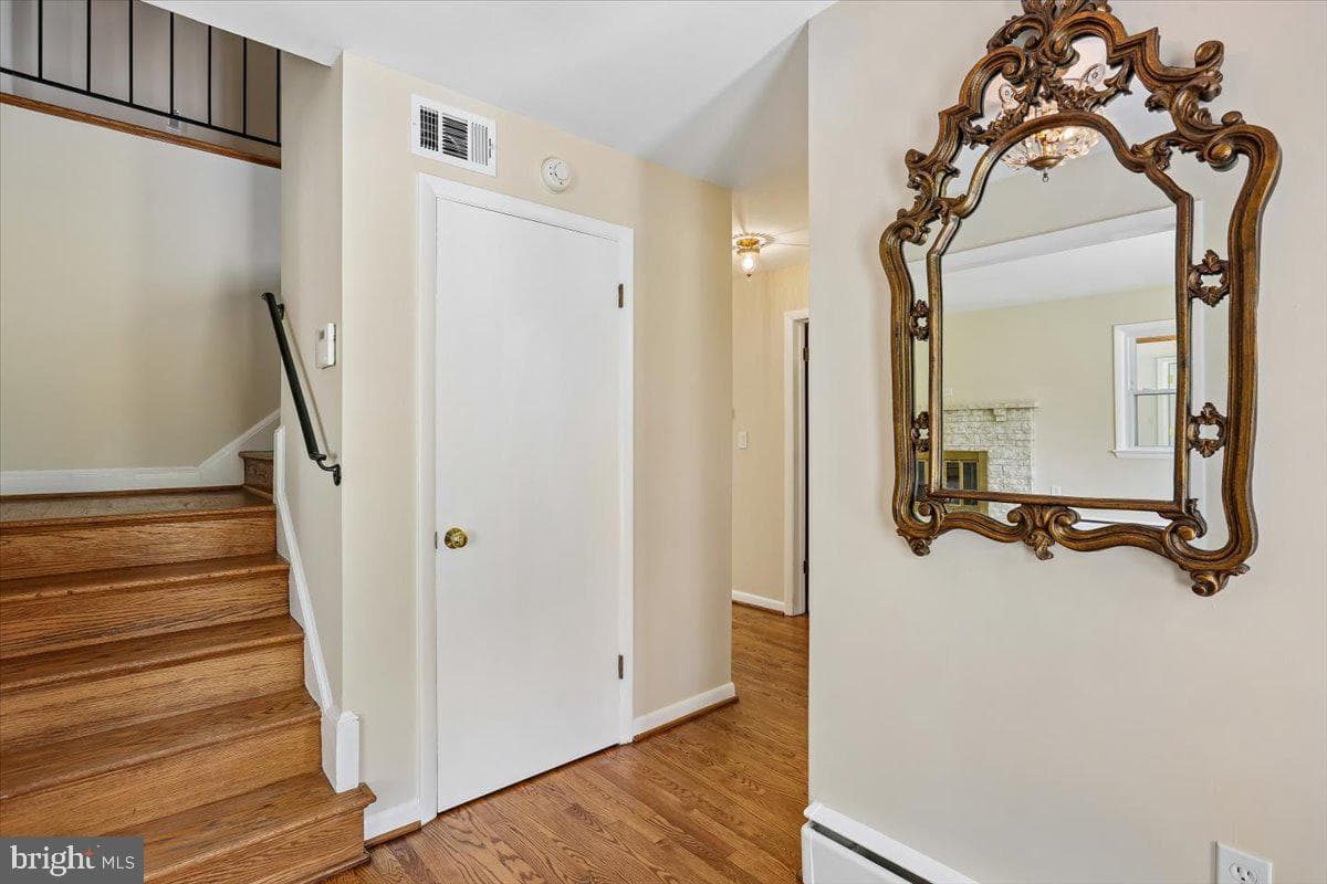 14811 Springfield Road photo 7