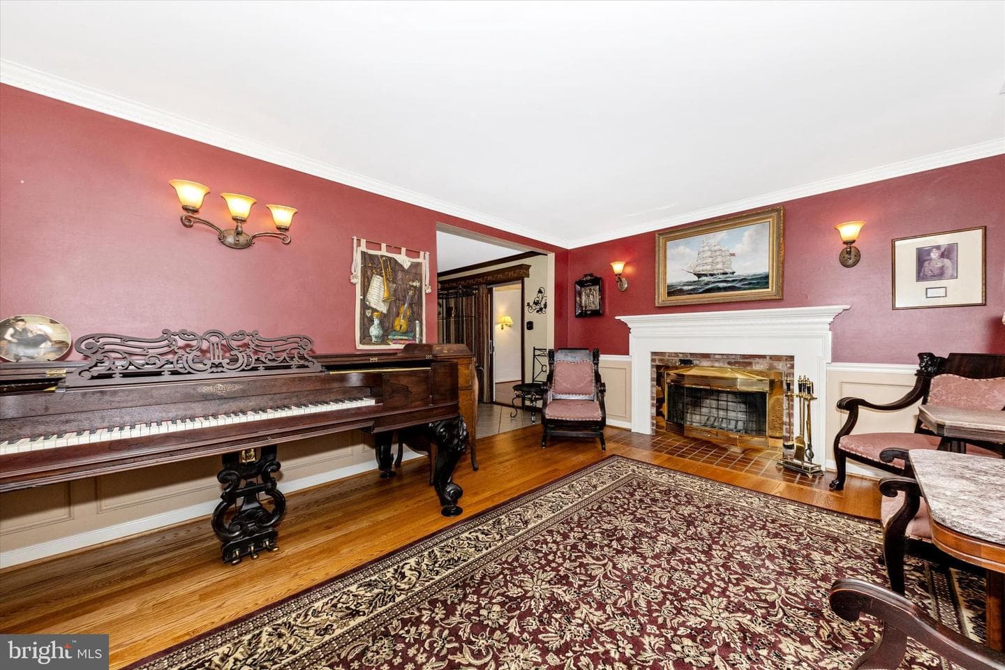 20432 Greenfield Road photo 4