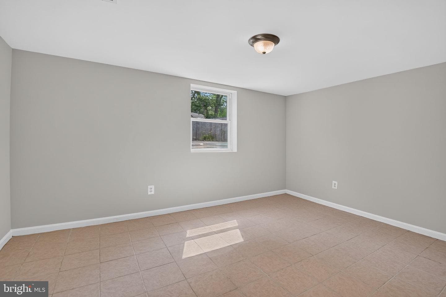 11302 Schuylkill Road photo 21